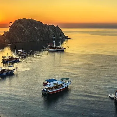 Deniz Çıralı